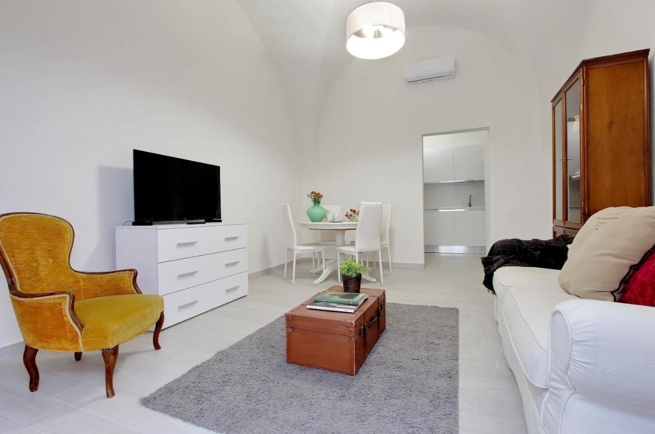 Ponte Cavour Apartment Rzym Zewnętrze zdjęcie